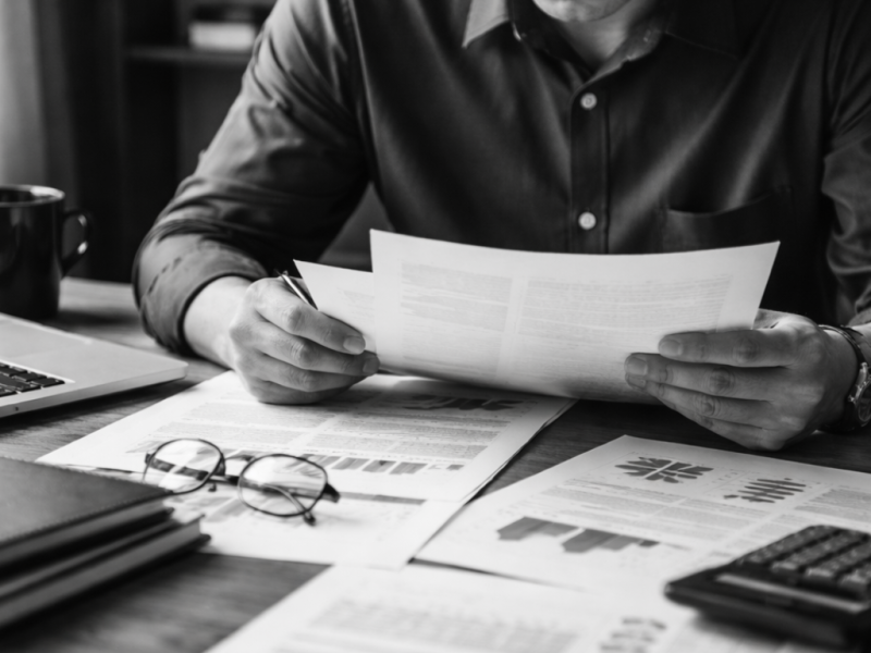 Small Red Flags Investors Often Miss in Startups